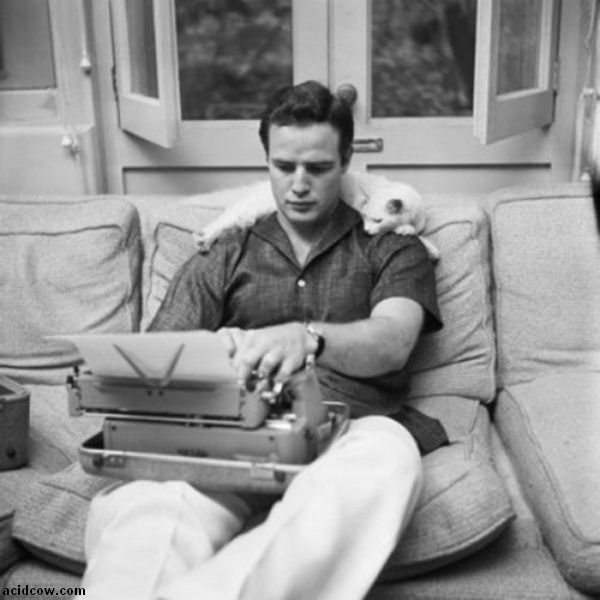 Classic Celebrity Photos (34 pics)