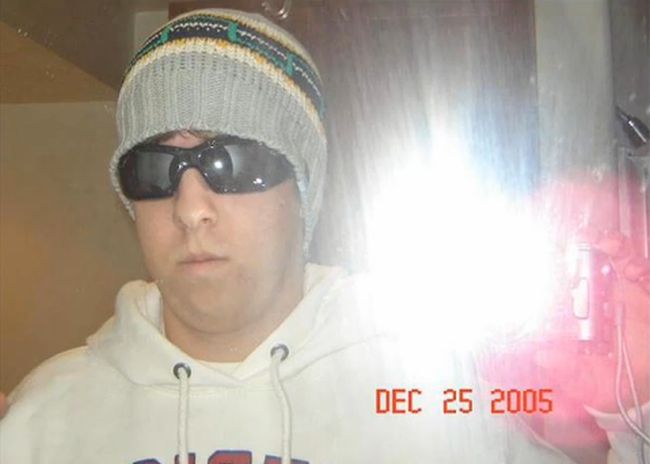 How to Take Myspace Profile Pictures (28 pics)
