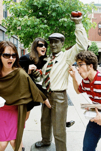 Fun with Statues. Part 2 (73 pics)