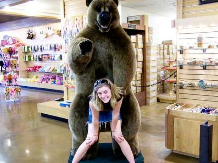 Fun with Statues. Part 2 (73 pics)