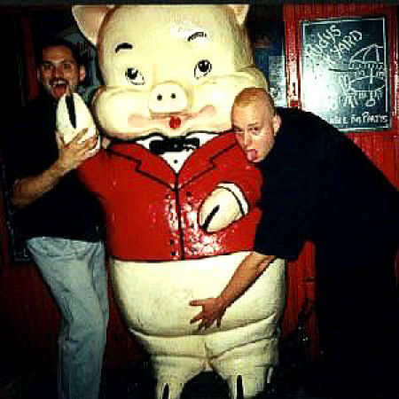 Fun with Statues. Part 2 (73 pics)