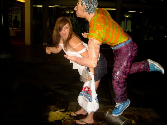 Fun with Statues. Part 2 (73 pics)