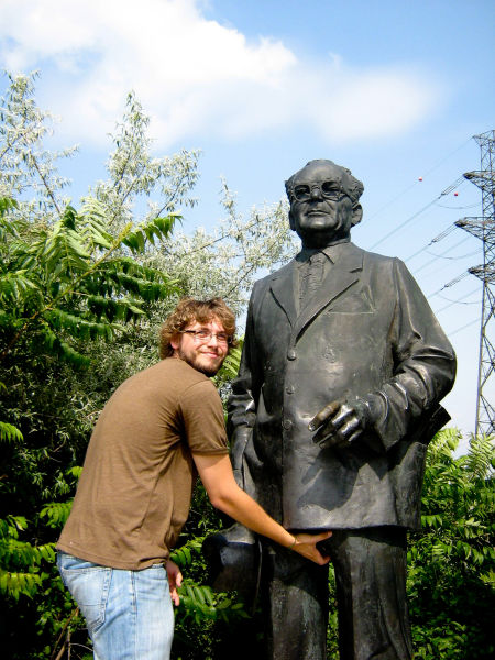 Fun with Statues. Part 2 (73 pics)