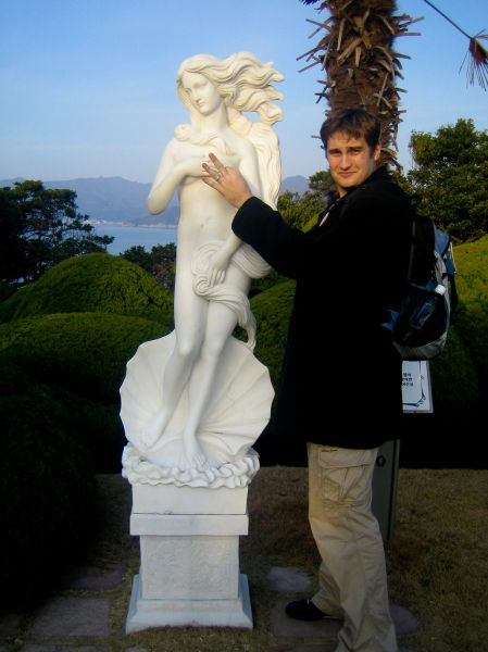 Fun with Statues. Part 2 (73 pics)