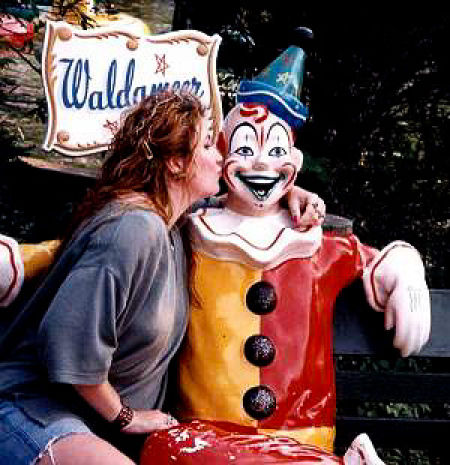 Fun with Statues. Part 2 (73 pics)