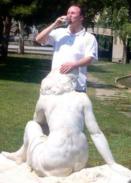 Fun with Statues. Part 2 (73 pics)