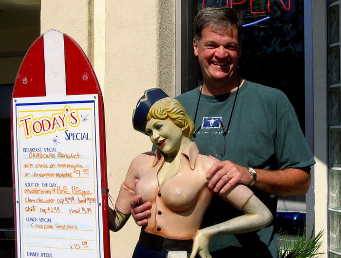 Fun with Statues. Part 2 (73 pics)