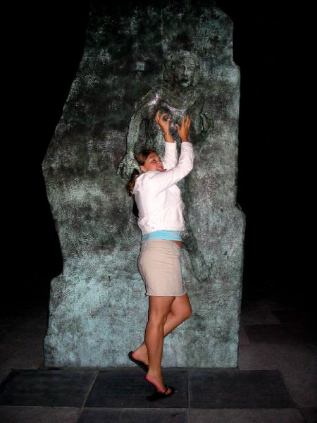 Fun with Statues. Part 2 (73 pics)