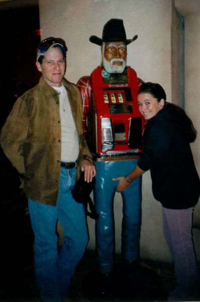 Fun with Statues. Part 2 (73 pics)