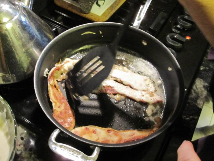 Pancake Covered Bacon (9 pics)