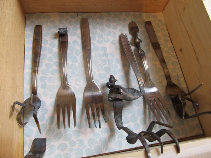 The Attack of the Forks (16 pics)
