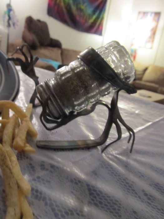 The Attack of the Forks (16 pics)