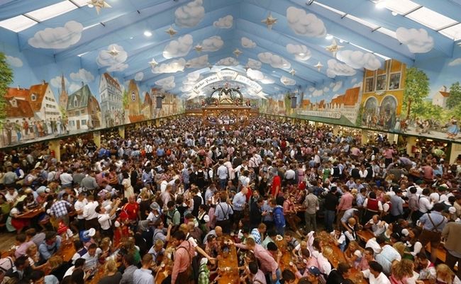 Welcome to Oktoberfest 2012 (25 pics)
