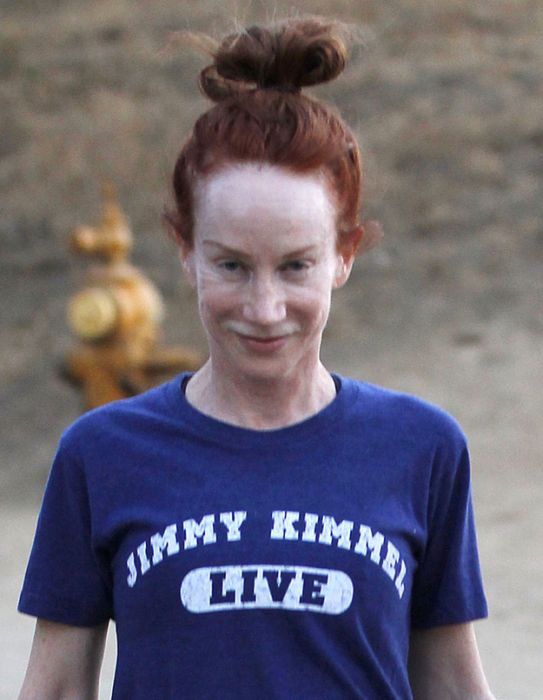 Kathy Griffin Without Makeup On (11 pics)
