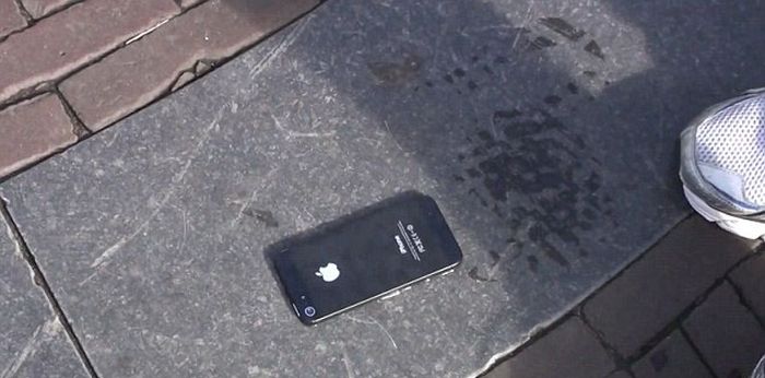 Nice iPhone 5 Prank (16 pics)