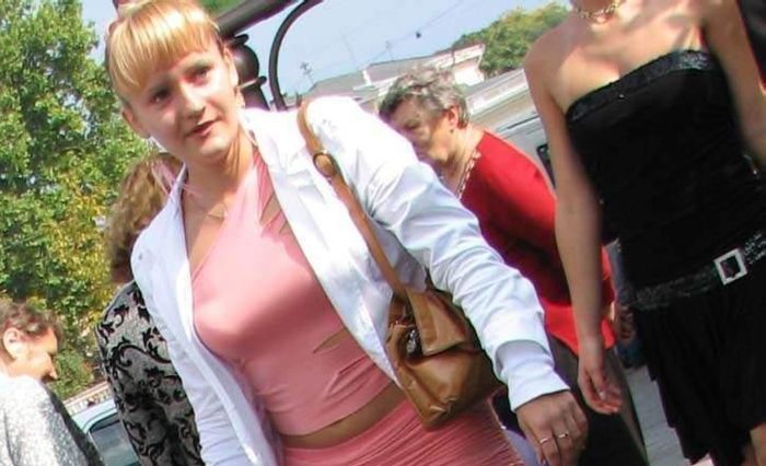 Bridesmaid in Pink (8 pics)