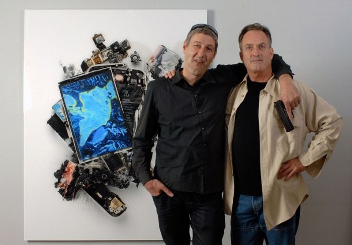 Sculptures Made Out of Destroyed Apple Gadgets (16 pics)