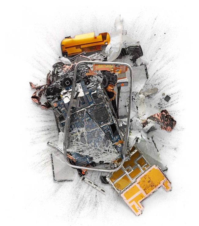 Sculptures Made Out of Destroyed Apple Gadgets (16 pics)