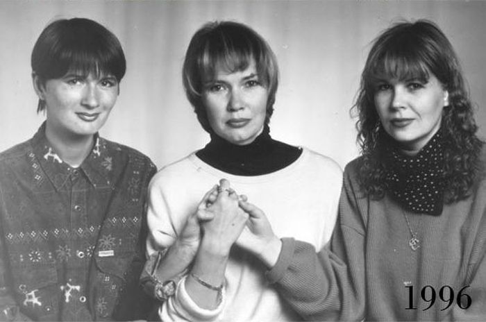 Three Girlfriends 30 Years Ago and Today (15 pics)