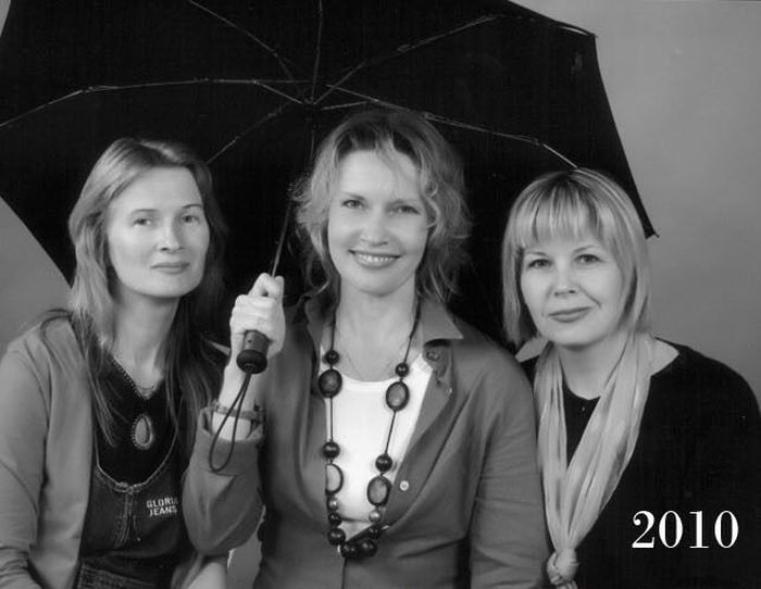 Three Girlfriends 30 Years Ago and Today (15 pics)