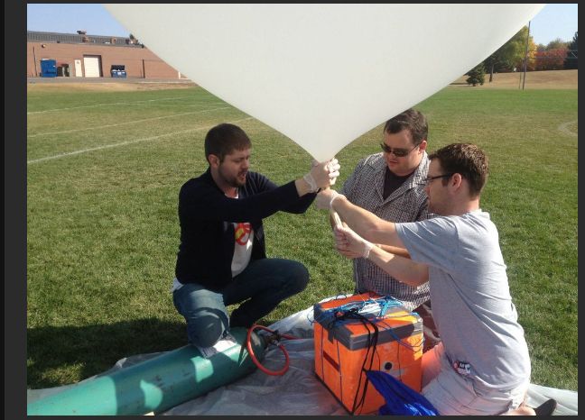 Weather Balloon Project (11 pics)