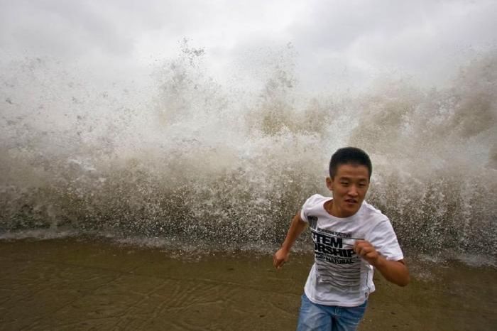 Bad Weather (33 pics)