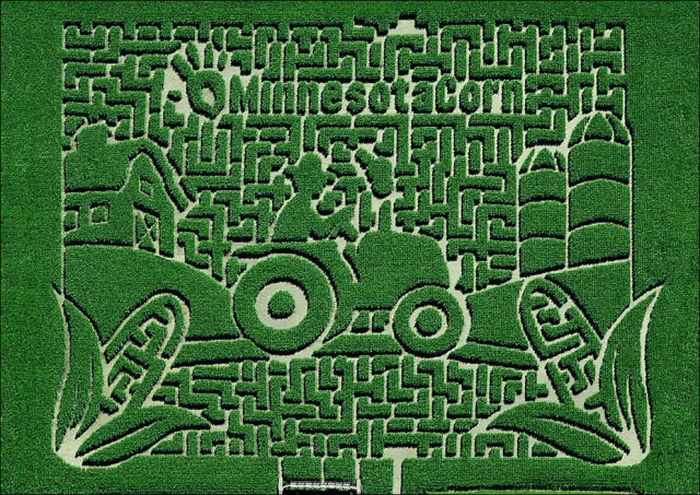 Awesome Corn Crop Maze Art (37 pics)