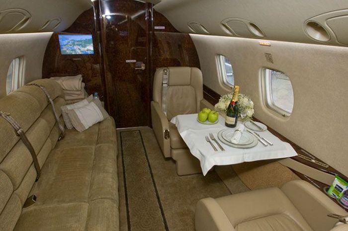 Inside the Most Expensive Planes (25 pics)