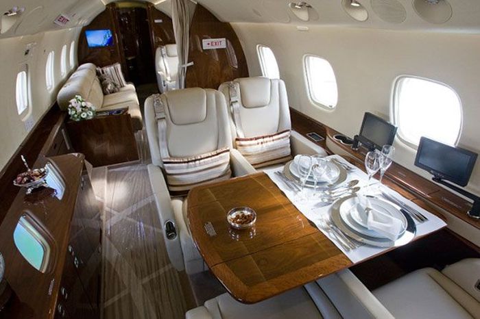 Inside the Most Expensive Planes (25 pics)