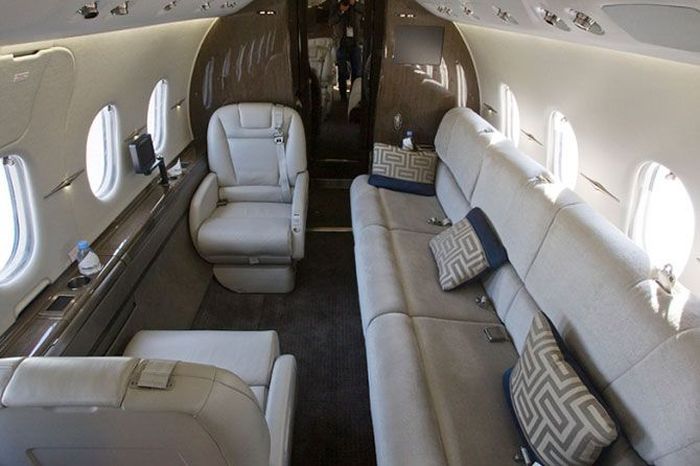 Inside the Most Expensive Planes (25 pics)