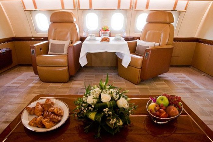 Inside the Most Expensive Planes (25 pics)