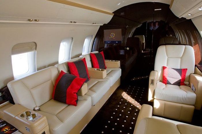 Inside the Most Expensive Planes (25 pics)