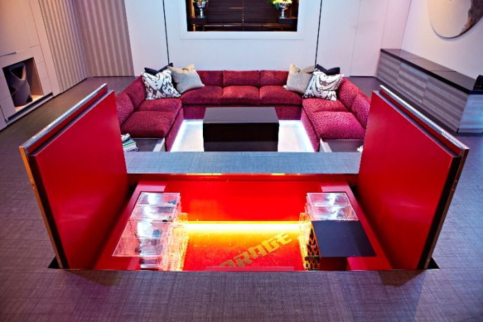 Sunken Living Room (6 pics)