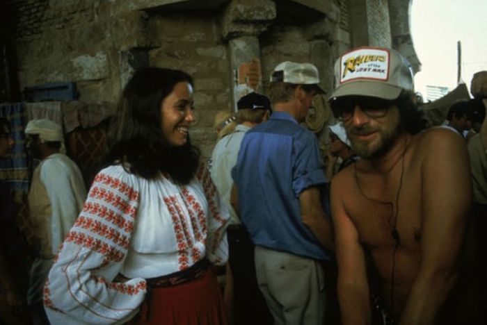 Behind the Scenes Photos of “Raiders of the Lost Ark” (31 pics)