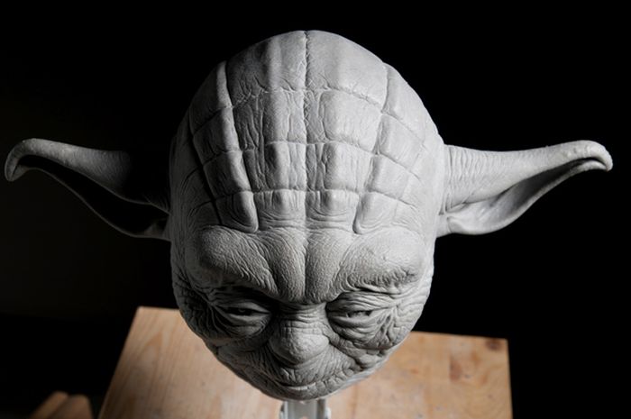 Sculpture of Jedi Master Yoda (7 pics)