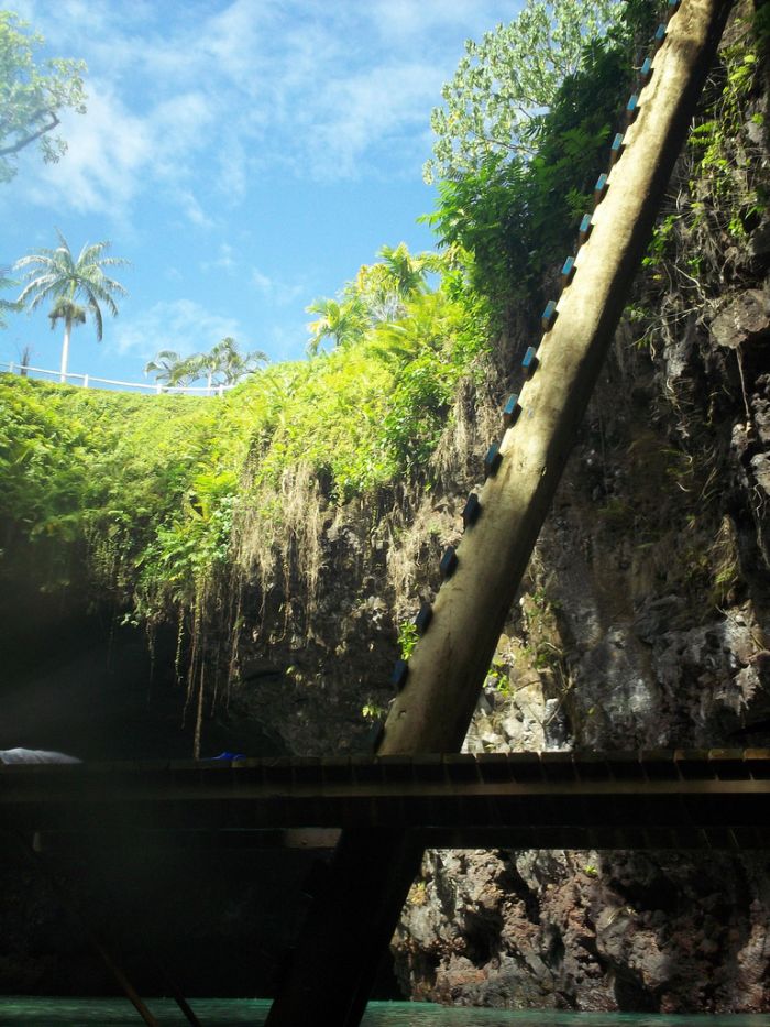 To Sua Ocean Trench (8 pics)