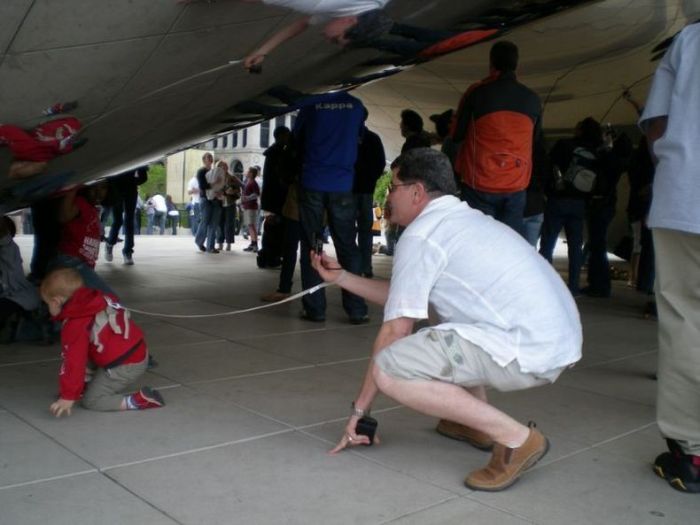 Kids on Leashes (35 pics)