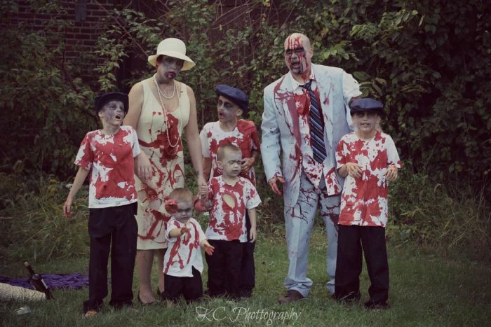 Zombies are Coming (12 pics)