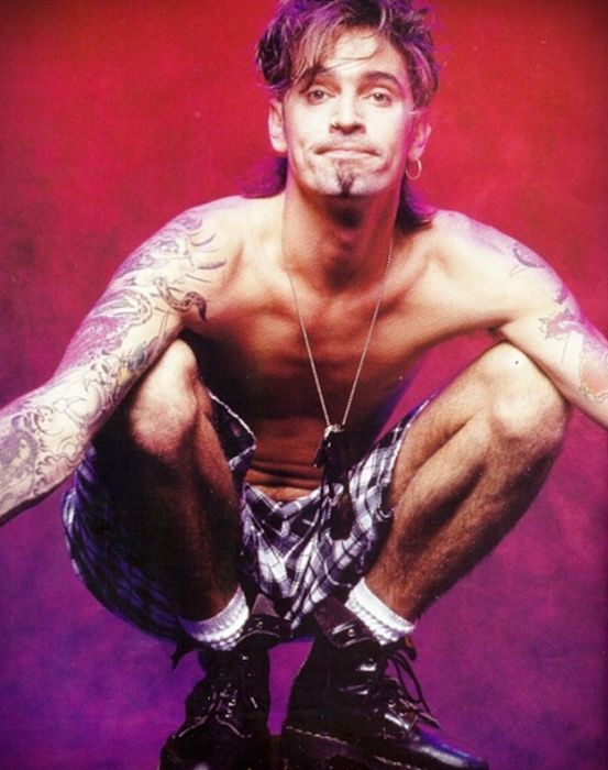 Tommy Lee In The '80s (50 pics)