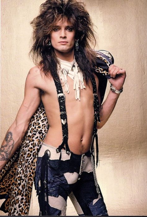 Tommy Lee In The '80s (50 pics)