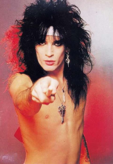 Tommy Lee In The '80s (50 pics)