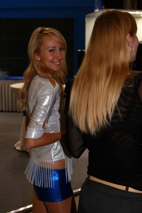 Girls of the Russian Game Expo (88 pics)