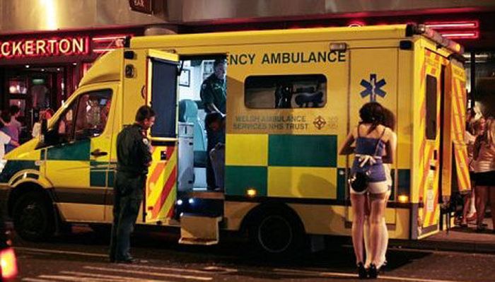 The Cardiff Walk of Shame (43 pics)