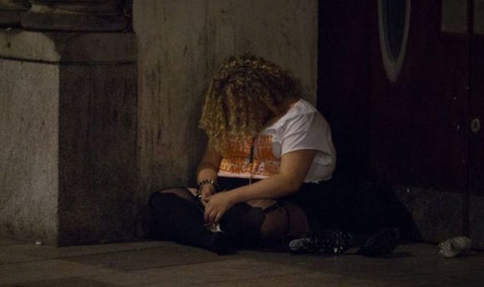 The Cardiff Walk of Shame (43 pics)