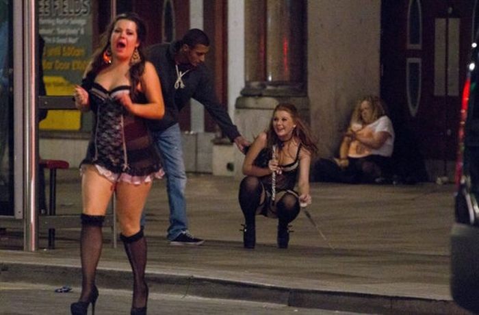 The Cardiff Walk of Shame (43 pics)