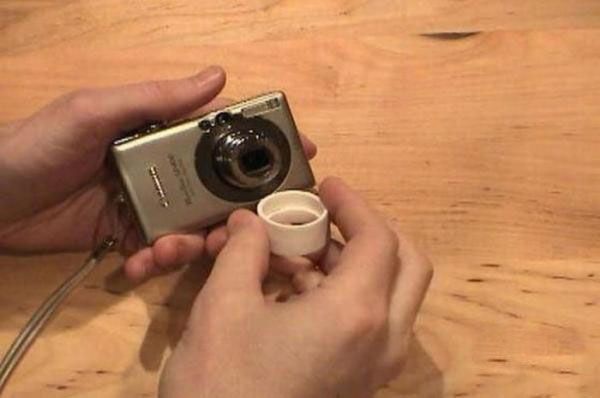 Camera with a Peephole (7 pics)