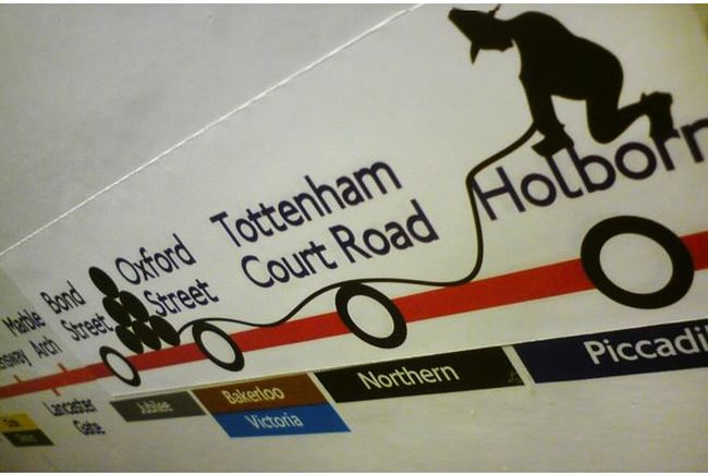 Trolling on the London Underground (20 pics)