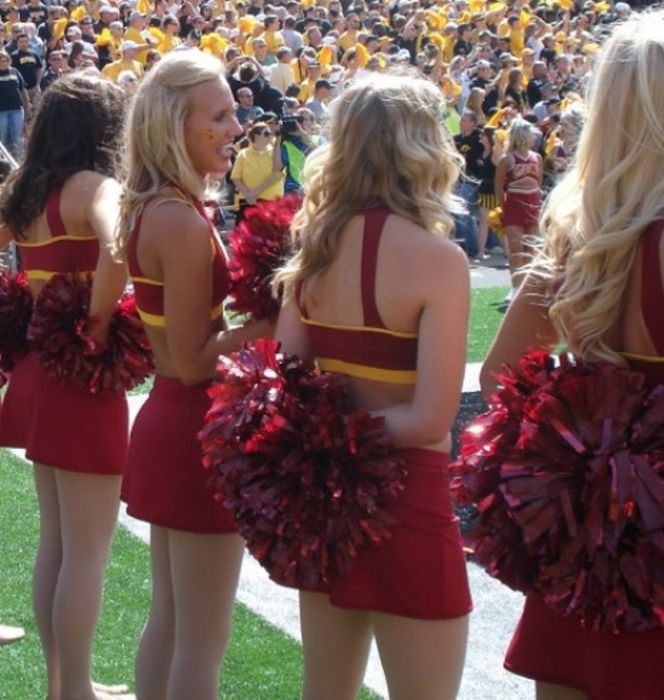 KSU vs Iowa State Cheerleaders (103 pics)