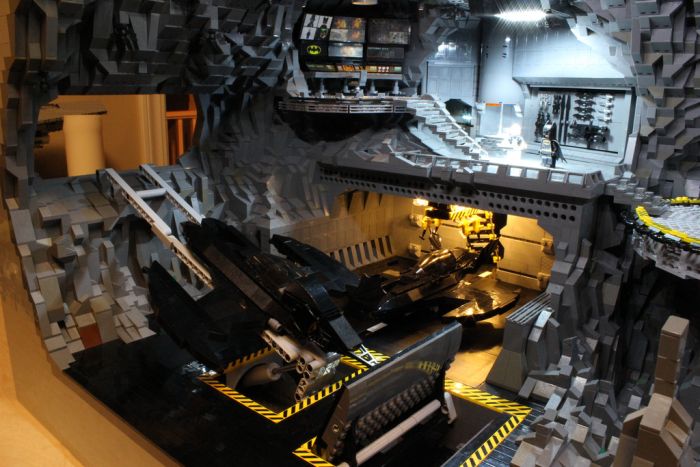 Epic LEGO Batcave (32 pics)