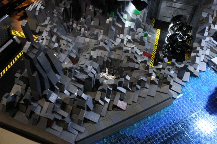 Epic LEGO Batcave (32 pics)